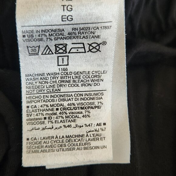 Pajama and lounge pants - Picture 4 of 4